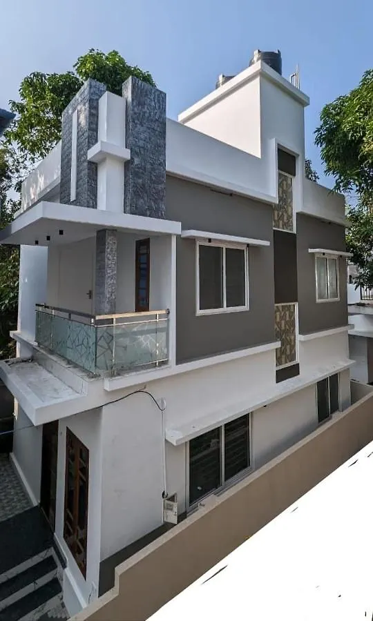 Azure Home Stay Kochi